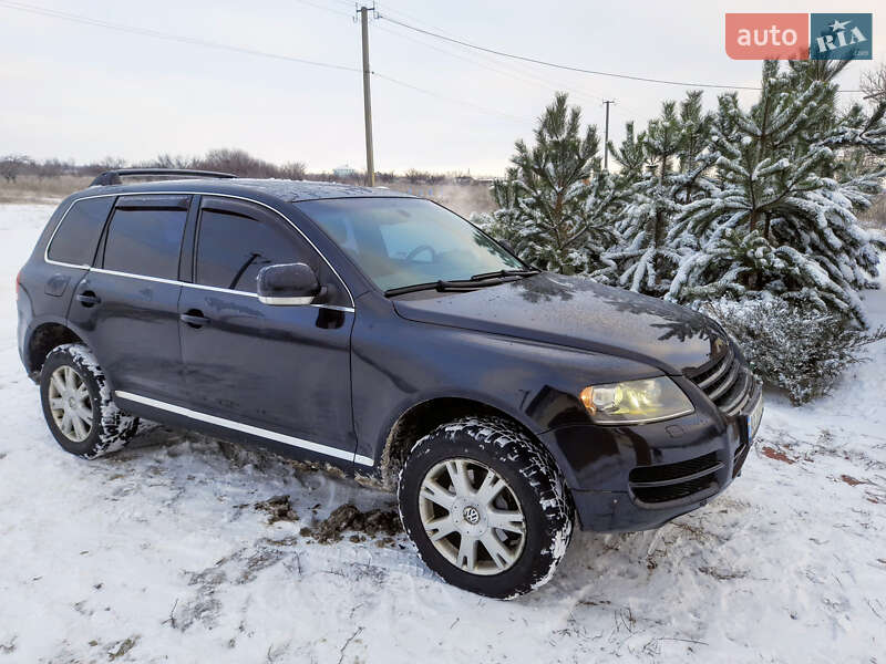 Позашляховик / Кросовер Volkswagen Touareg 2006 в Харкові