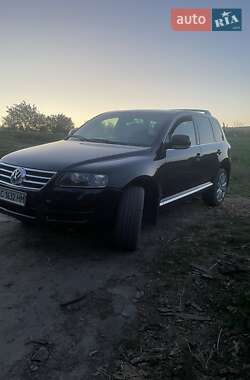 Позашляховик / Кросовер Volkswagen Touareg 2006 в Горохові