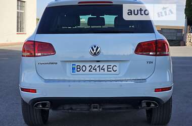 Внедорожник / Кроссовер Volkswagen Touareg 2014 в Тернополе