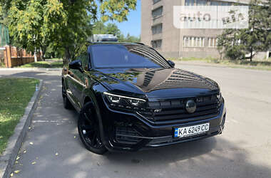 Позашляховик / Кросовер Volkswagen Touareg 2021 в Дніпрі