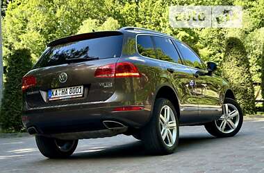 Внедорожник / Кроссовер Volkswagen Touareg 2011 в Львове