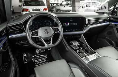 Внедорожник / Кроссовер Volkswagen Touareg 2022 в Одессе