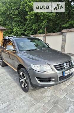 Внедорожник / Кроссовер Volkswagen Touareg 2007 в Иршаве