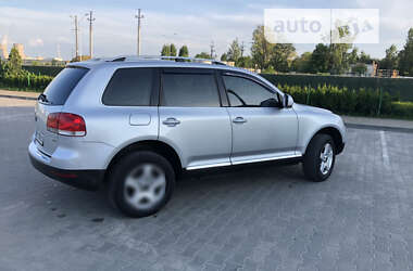 Внедорожник / Кроссовер Volkswagen Touareg 2006 в Вараше