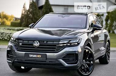 Позашляховик / Кросовер Volkswagen Touareg 2023 в Києві