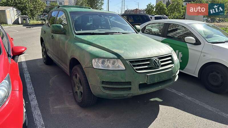 Позашляховик / Кросовер Volkswagen Touareg 2004 в Києві