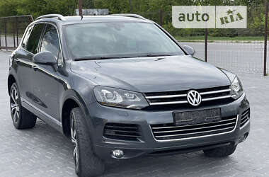 Внедорожник / Кроссовер Volkswagen Touareg 2013 в Тернополе