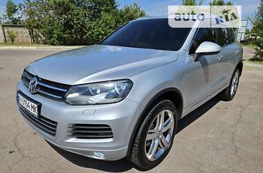 Внедорожник / Кроссовер Volkswagen Touareg 2013 в Шостке