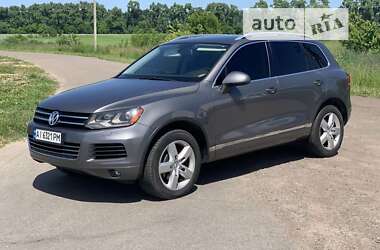 Позашляховик / Кросовер Volkswagen Touareg 2010 в Борисполі