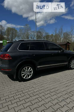 Внедорожник / Кроссовер Volkswagen Touareg 2012 в Ивано-Франковске