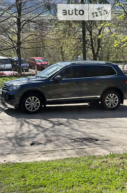 Позашляховик / Кросовер Volkswagen Touareg 2012 в Івано-Франківську