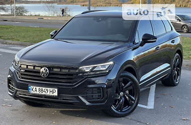 Позашляховик / Кросовер Volkswagen Touareg 2021 в Вінниці