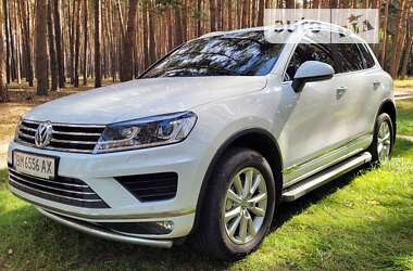 Внедорожник / Кроссовер Volkswagen Touareg 2017 в Сумах