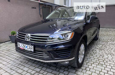 Позашляховик / Кросовер Volkswagen Touareg 2017 в Коломиї