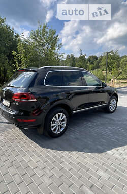 Позашляховик / Кросовер Volkswagen Touareg 2011 в Львові