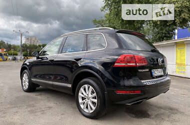 Позашляховик / Кросовер Volkswagen Touareg 2012 в Львові