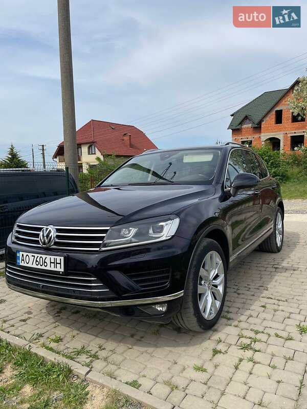 Внедорожник / Кроссовер Volkswagen Touareg 2010 в Мукачево