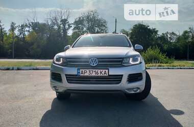 Позашляховик / Кросовер Volkswagen Touareg 2012 в Запоріжжі