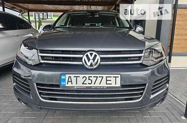 Позашляховик / Кросовер Volkswagen Touareg 2010 в Коломиї