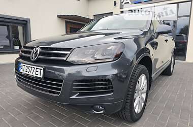 Позашляховик / Кросовер Volkswagen Touareg 2010 в Коломиї