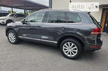 Позашляховик / Кросовер Volkswagen Touareg 2010 в Коломиї