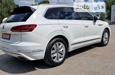 Позашляховик / Кросовер Volkswagen Touareg 2021 в Тернополі