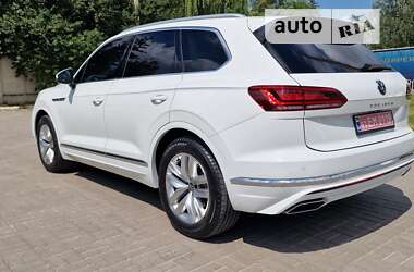 Позашляховик / Кросовер Volkswagen Touareg 2021 в Тернополі