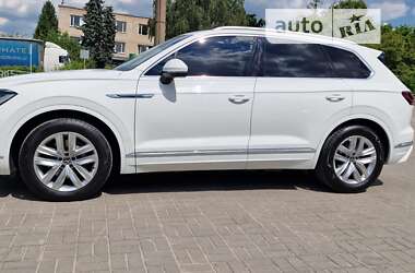 Позашляховик / Кросовер Volkswagen Touareg 2021 в Тернополі