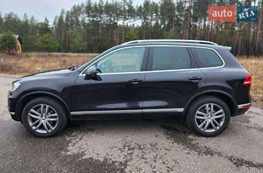 Внедорожник / Кроссовер Volkswagen Touareg 2015 в 