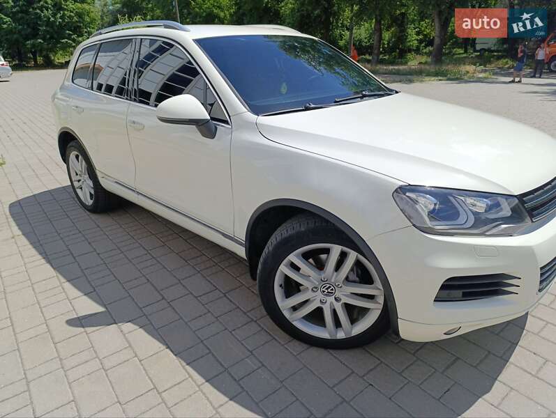 Внедорожник / Кроссовер Volkswagen Touareg 2011 в Запорожье фото 16 Внедорожник / Кроссовер Volkswagen Touareg 2011 в Запорожье