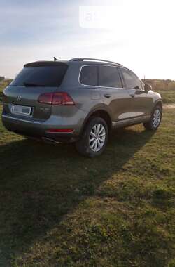 Позашляховик / Кросовер Volkswagen Touareg 2010 в Тернополі