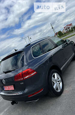 Позашляховик / Кросовер Volkswagen Touareg 2012 в Тернополі