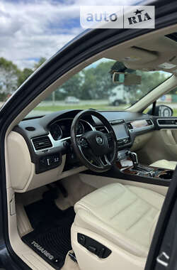 Позашляховик / Кросовер Volkswagen Touareg 2012 в Тернополі