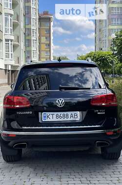 Внедорожник / Кроссовер Volkswagen Touareg 2014 в Ивано-Франковске