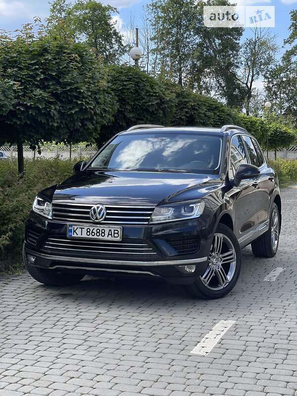 Внедорожник / Кроссовер Volkswagen Touareg 2014 в Ивано-Франковске