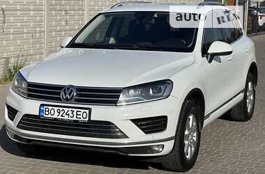 Внедорожник / Кроссовер Volkswagen Touareg 2015 в Одессе