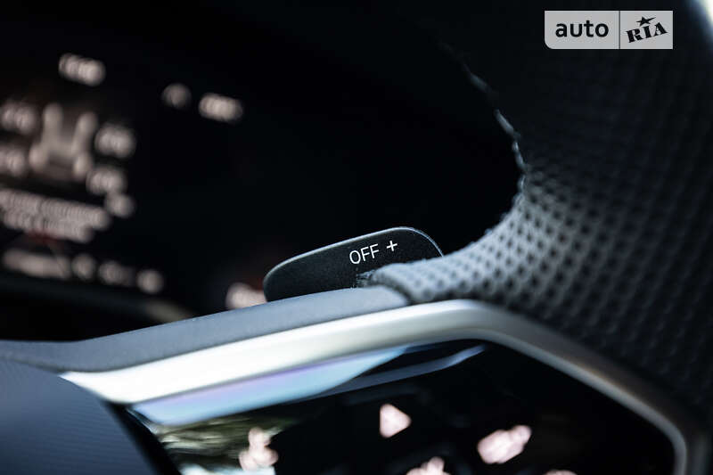 Позашляховик / Кросовер Volkswagen Touareg 2024 в Києві