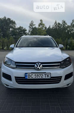 Позашляховик / Кросовер Volkswagen Touareg 2012 в Львові