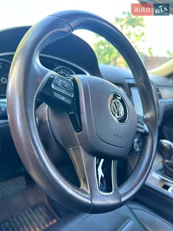 Внедорожник / Кроссовер Volkswagen Touareg 2012 в Первомайске фото 41 Внедорожник / Кроссовер Volkswagen Touareg 2012 в Первомайске