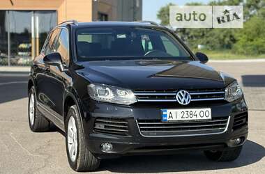 Внедорожник / Кроссовер Volkswagen Touareg 2011 в Днепре