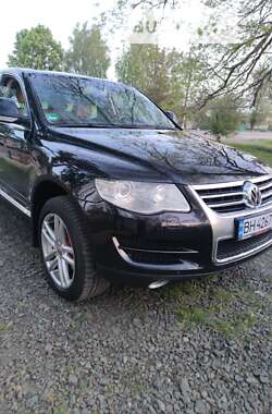 Позашляховик / Кросовер Volkswagen Touareg 2007 в Одесі