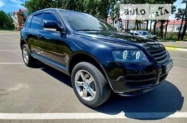 Позашляховик / Кросовер Volkswagen Touareg 2006 в Києві