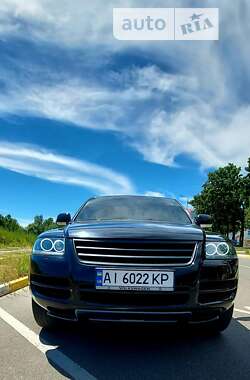 Внедорожник / Кроссовер Volkswagen Touareg 2006 в Киеве