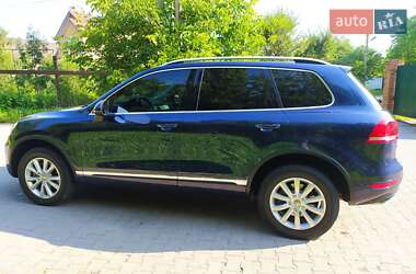 Внедорожник / Кроссовер Volkswagen Touareg 2012 в Хмельницком