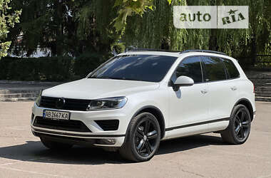 Позашляховик / Кросовер Volkswagen Touareg 2017 в Дніпрі