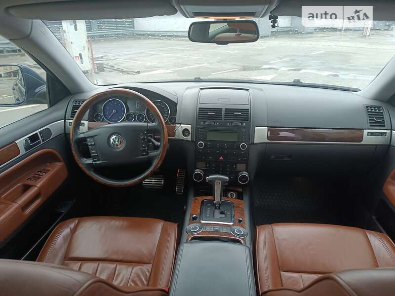 Внедорожник / Кроссовер Volkswagen Touareg 2007 в Киеве