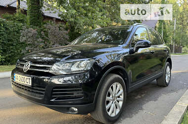 Позашляховик / Кросовер Volkswagen Touareg 2011 в Ірпені