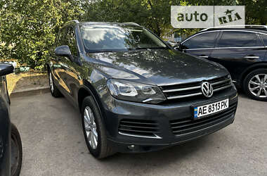 Внедорожник / Кроссовер Volkswagen Touareg 2012 в Павлограде