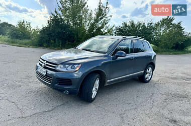 Позашляховик / Кросовер Volkswagen Touareg 2013 в Новодністровську