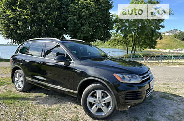 Внедорожник / Кроссовер Volkswagen Touareg 2010 в Тернополе